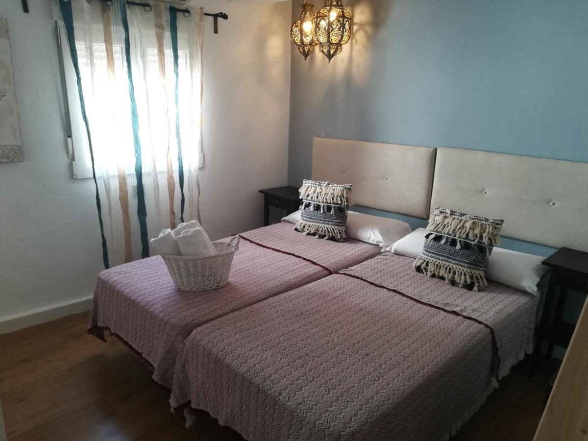 Hostal The Monkey Room Marbella Exterior foto