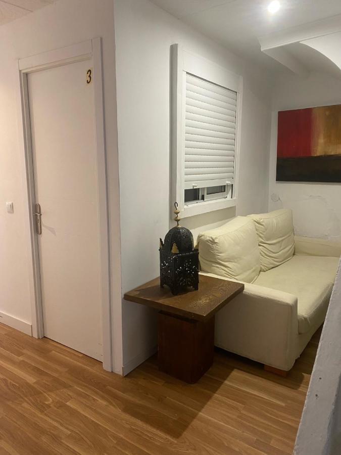 Hostal The Monkey Room Marbella Exterior foto