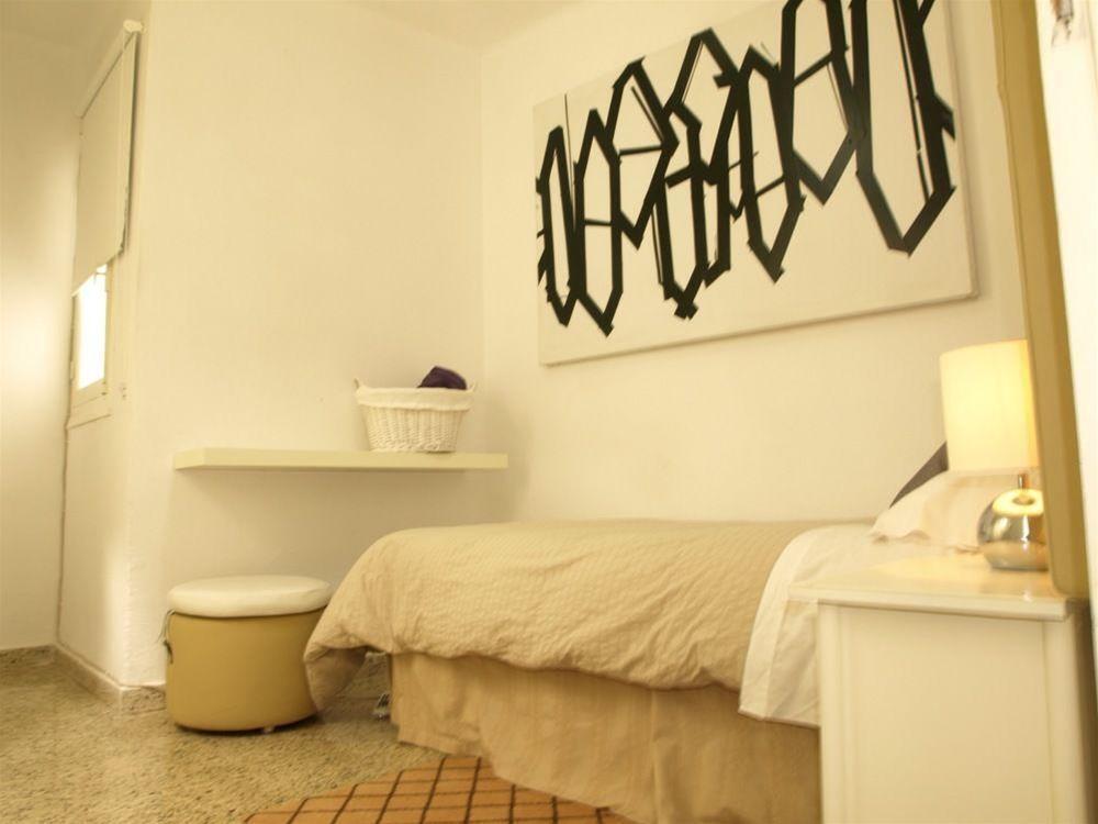 Hostal The Monkey Room Marbella Exterior foto