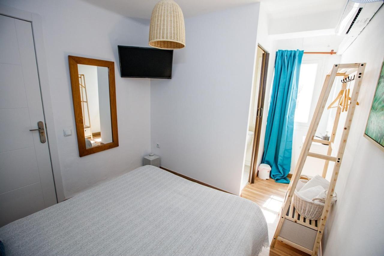 Hostal The Monkey Room Marbella Exterior foto